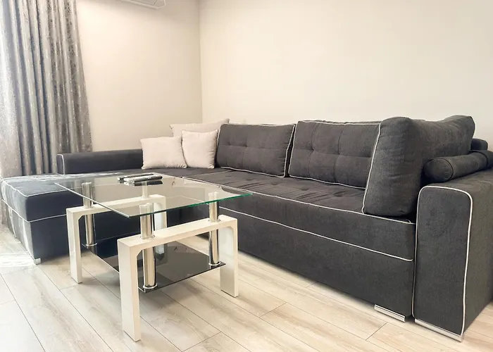 1br With Private Garage