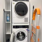 شقة 1br With Private Garage بلوفديف