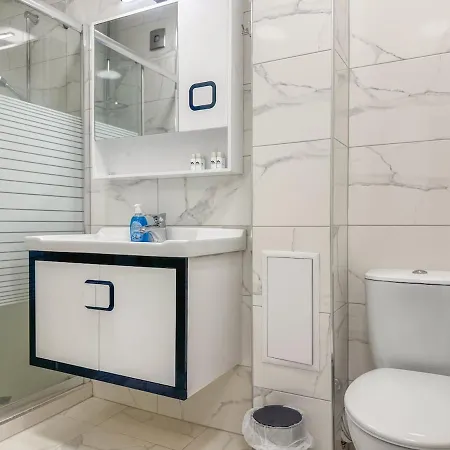 Апартамент 1br With Private Garage Пловдив