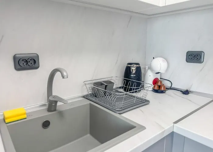 Апартаменты 1br With Private Garage